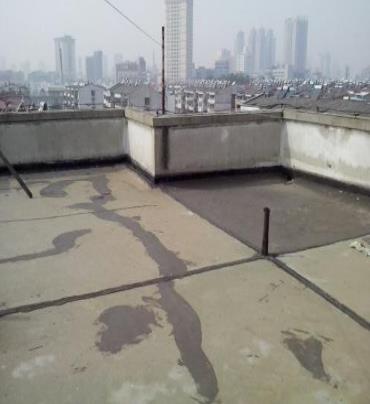 沁县漏水维修 楼顶漏水是什么原因，楼顶漏水维修方法是什么?